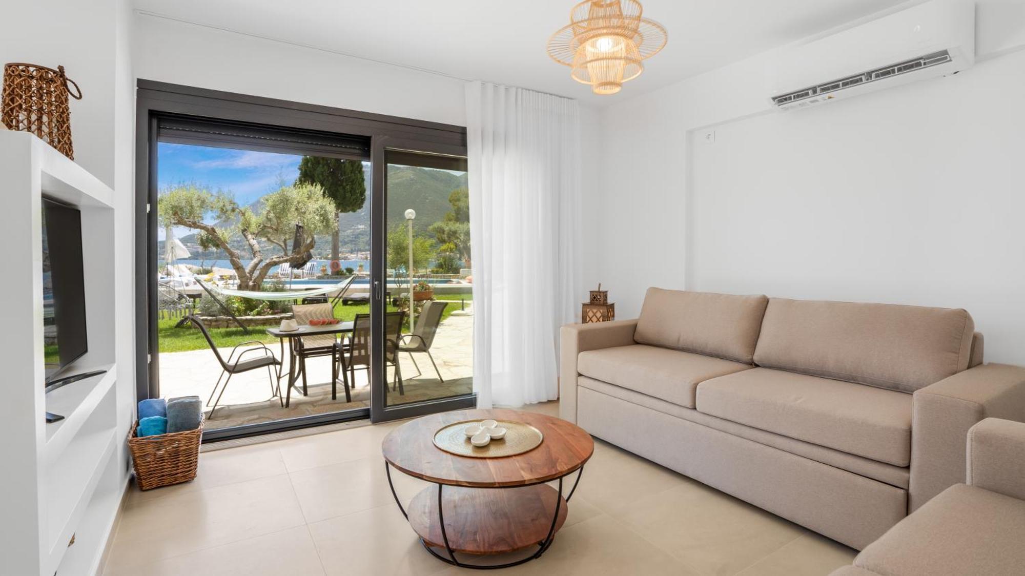 Agni Suites Никиана Екстериор снимка
