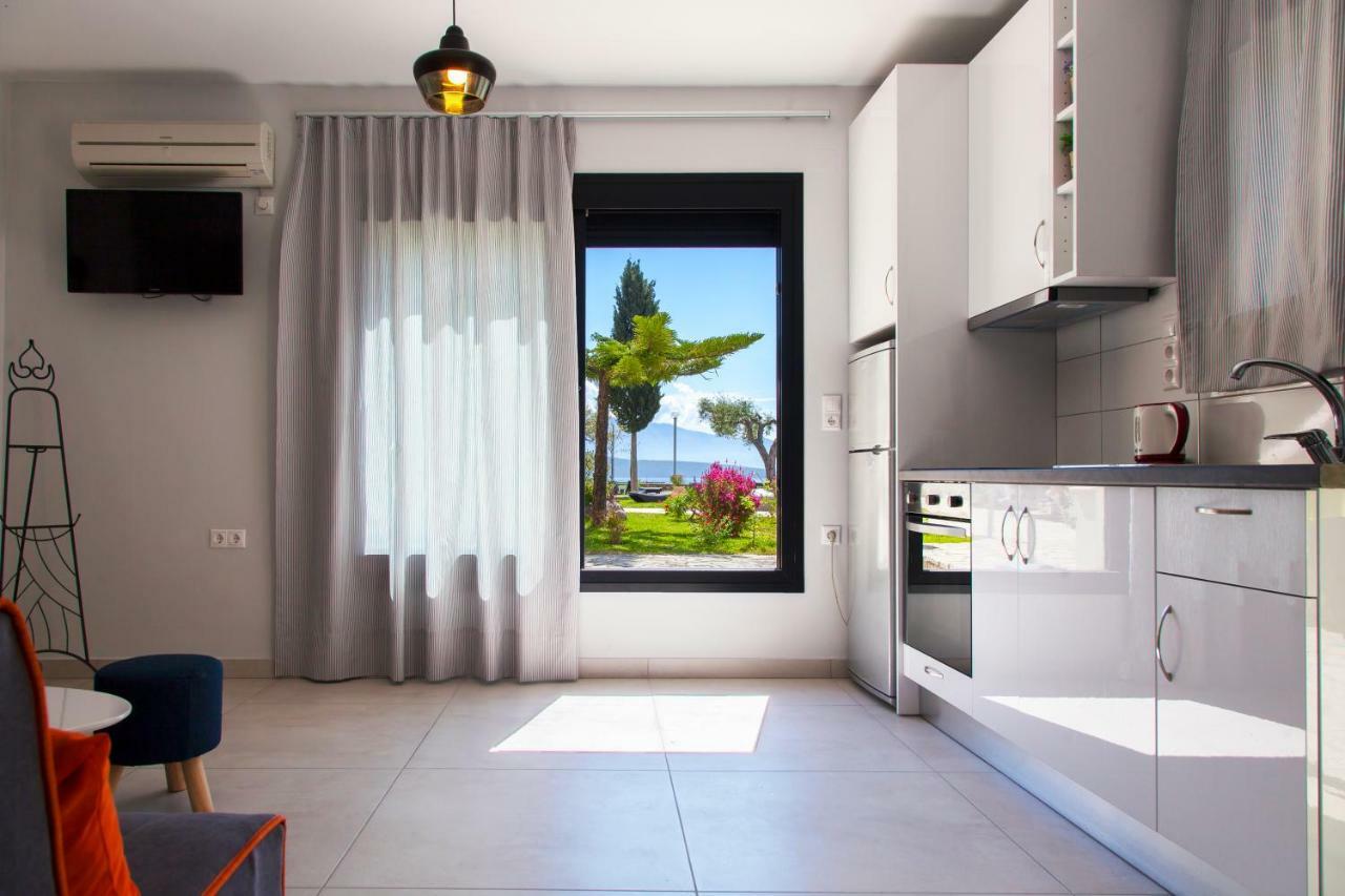 Agni Suites Никиана Екстериор снимка